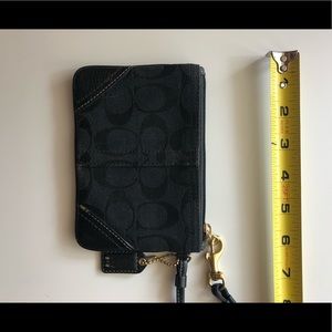 COPY - Authentic Coach Wristlet